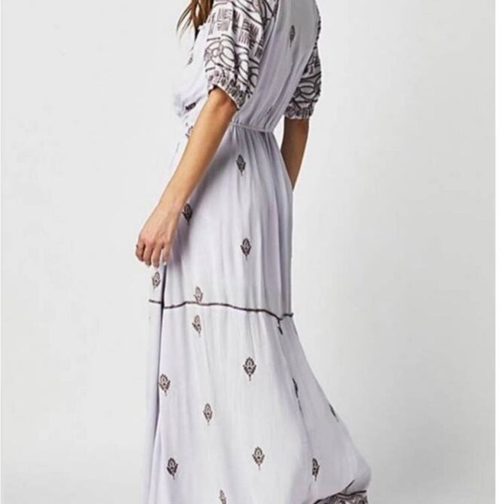 Nwot Free People Riley dress. Embroidered boho purple/gray